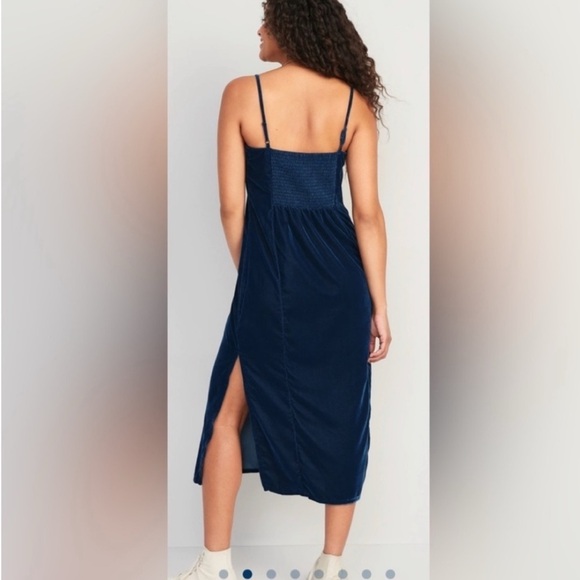 Old Navy Black Midi Dress - Picture 3 of 7